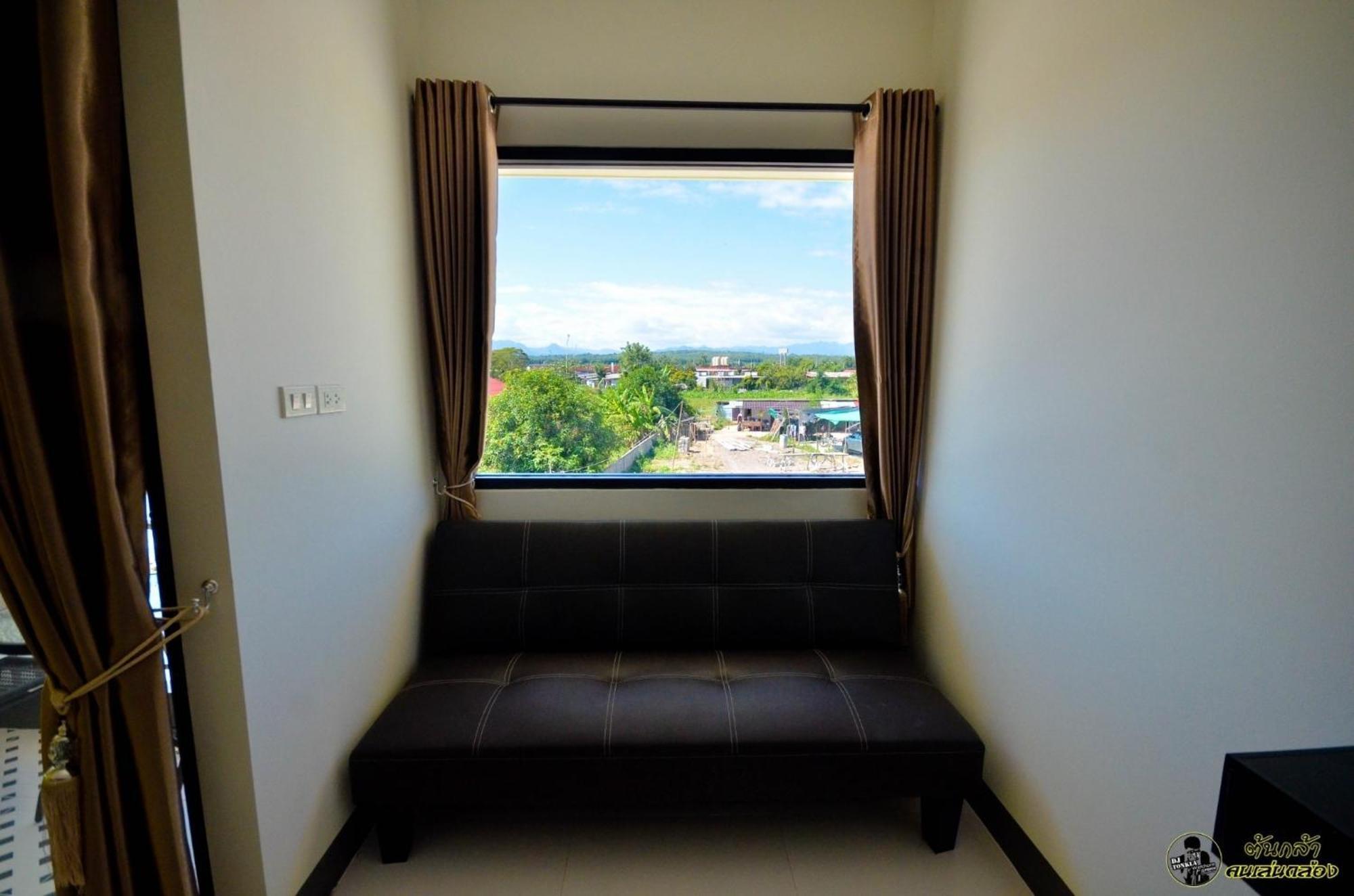 แอ่ว-ดีld Hotel&Residences Ngao Εξωτερικό φωτογραφία