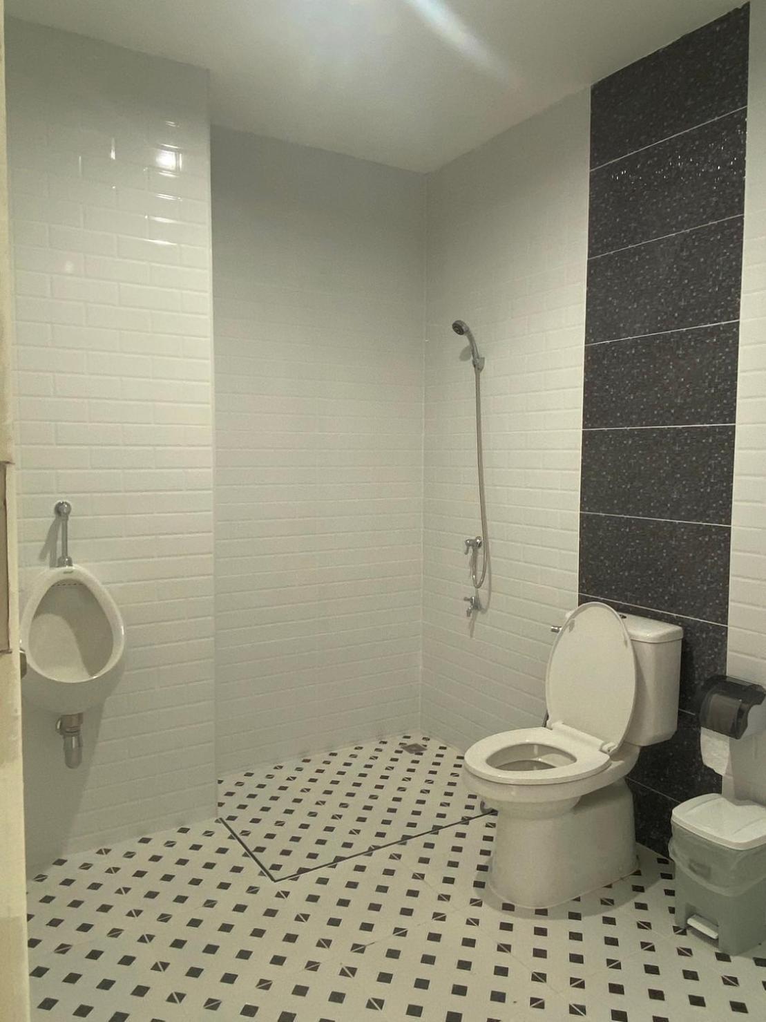 แอ่ว-ดีld Hotel&Residences Ngao Εξωτερικό φωτογραφία